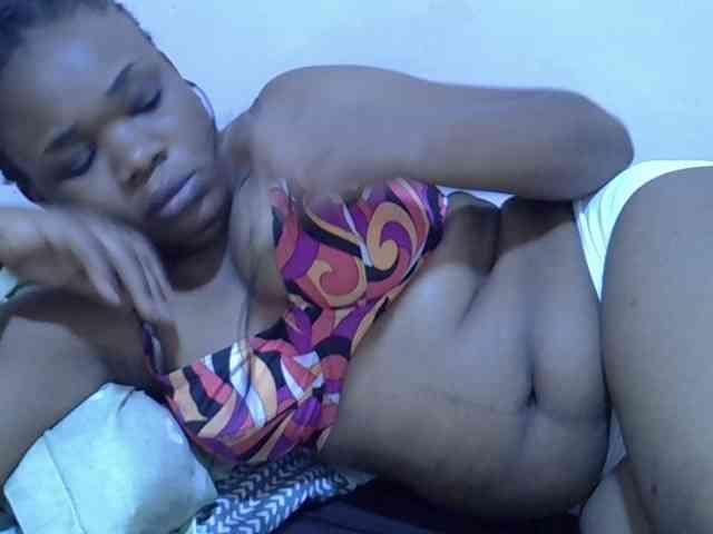 Ebonybootygirl webcam