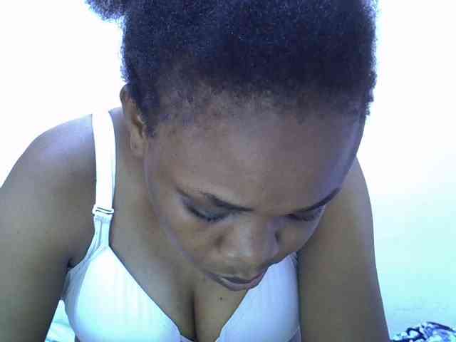Ebonybootygirl webcam