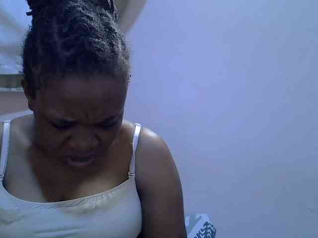 Ebonybootygirl webcam