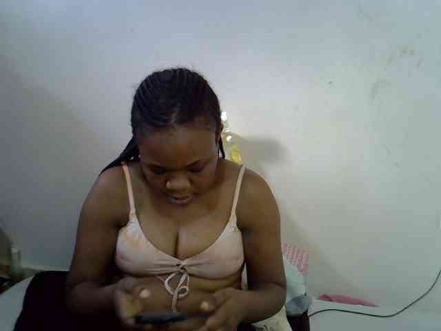 Ebonybootygirl webcam