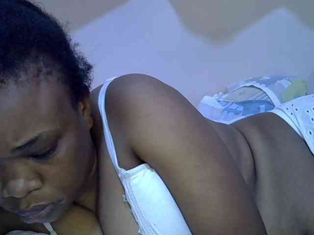 Ebonybootygirl webcam