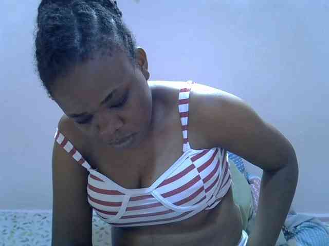 Ebonybootygirl webcam