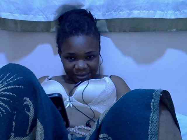 Ebonybootygirl webcam