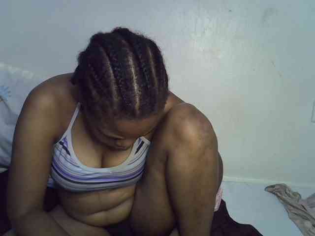 Ebonybootygirl webcam
