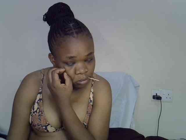 Ebonybootygirl webcam