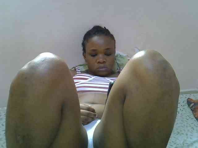 Ebonybootygirl webcam