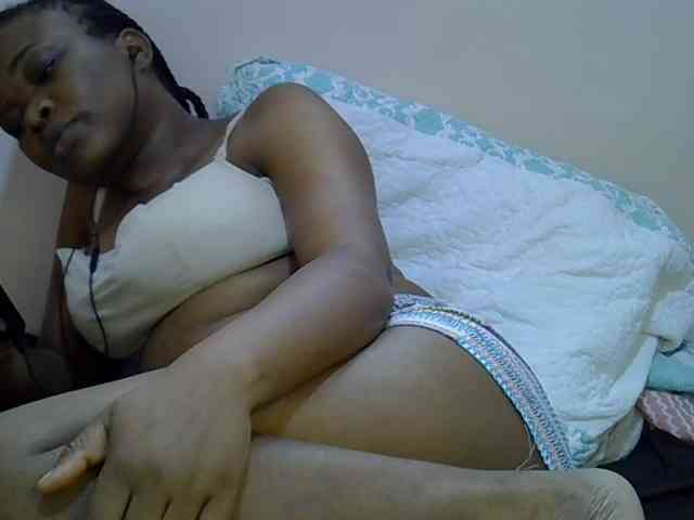 Ebonybootygirl webcam