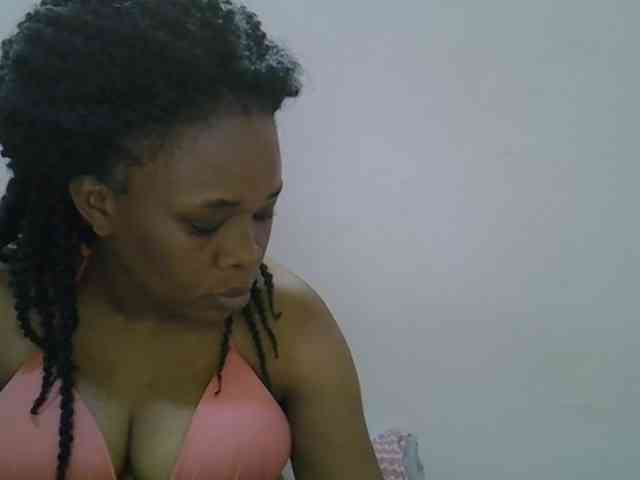 Ebonybootygirl webcam