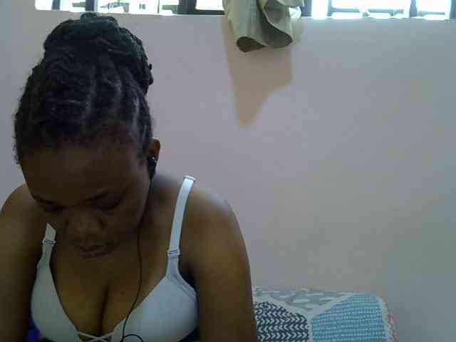 Ebonybootygirl webcam