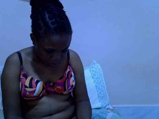 Ebonybootygirl webcam