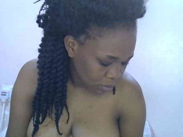 Ebonybootygirl webcam