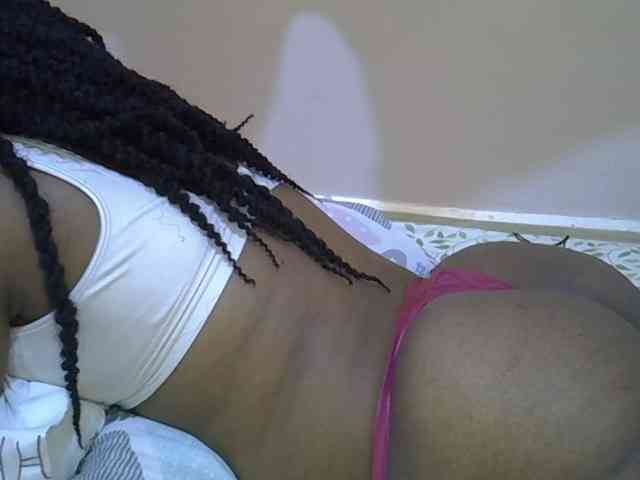 Ebonybootygirl webcam
