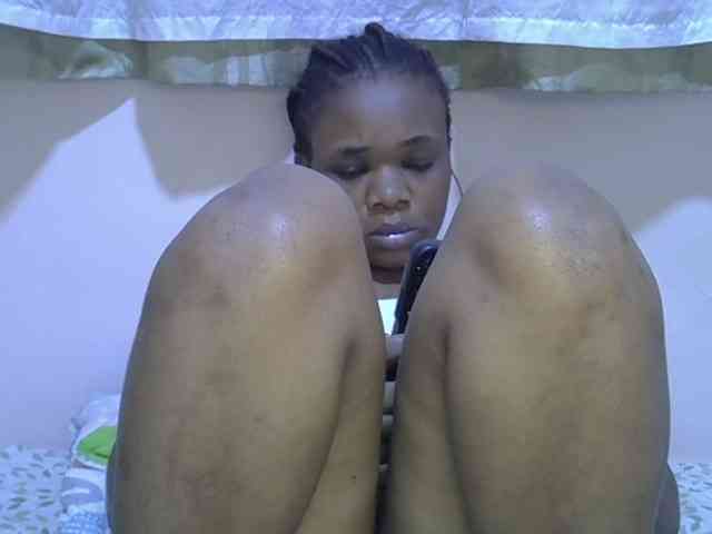 Ebonybootygirl webcam