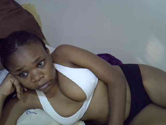 Ebonybootygirl webcam