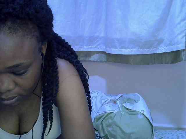 Ebonybootygirl webcam