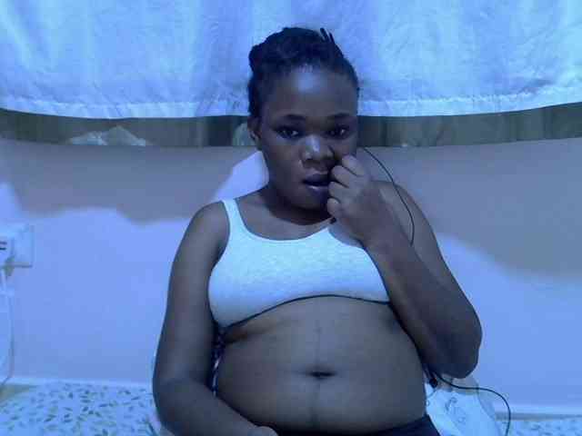 Ebonybootygirl webcam