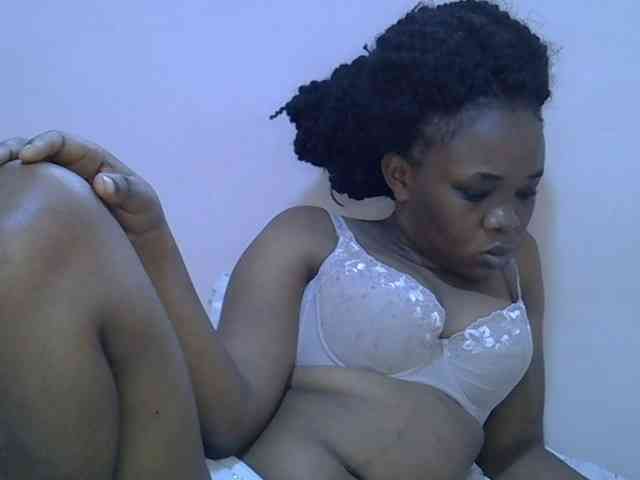 Ebonybootygirl webcam