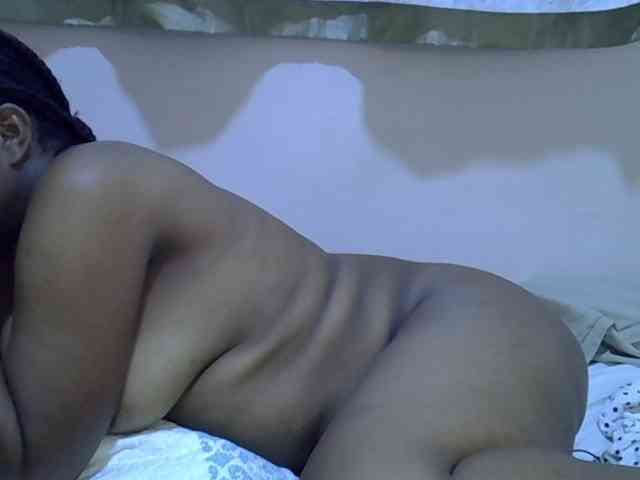 Ebonybootygirl webcam