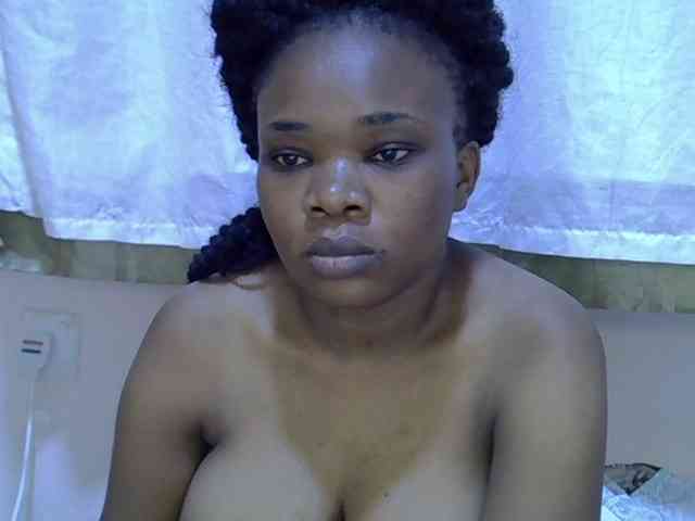Ebonybootygirl webcam