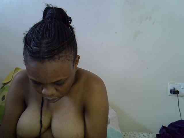 Ebonybootygirl webcam