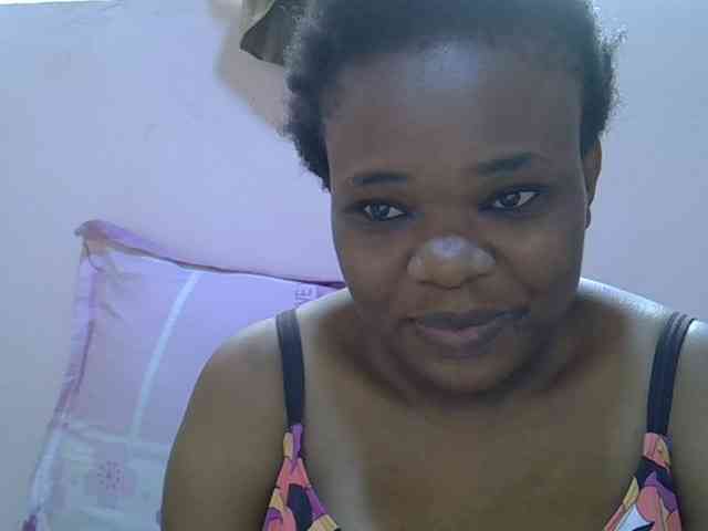 Ebonybootygirl webcam
