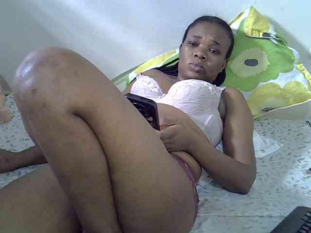 Ebonybootygirl webcam