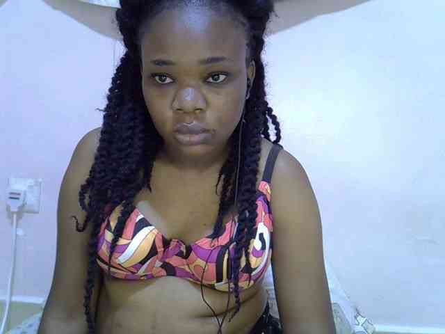Ebonybootygirl webcam