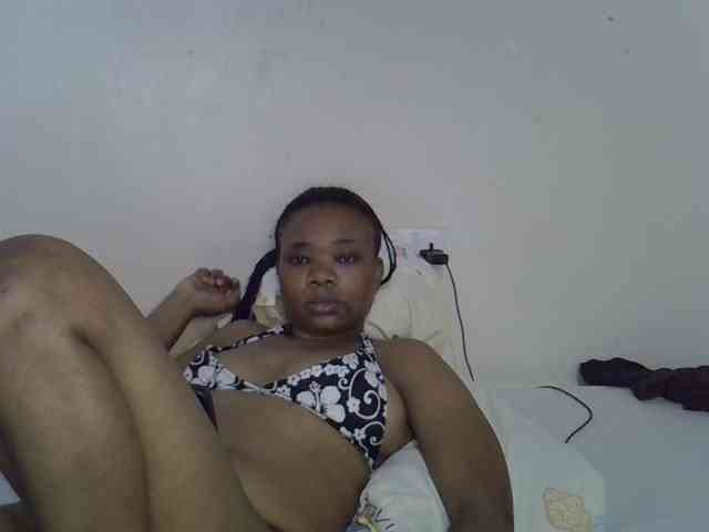 Ebonybootygirl webcam