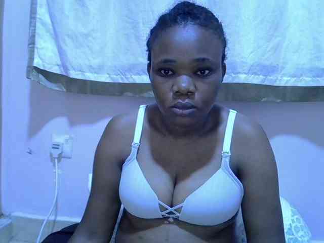 Ebonybootygirl webcam