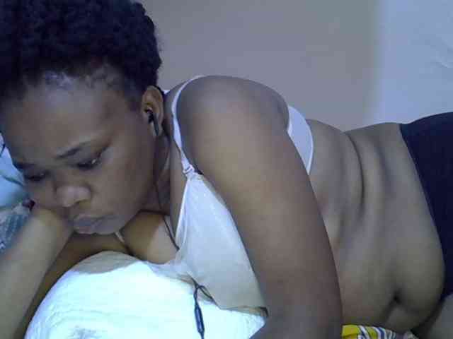 Ebonybootygirl webcam