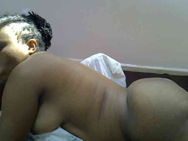 Ebonybootygirl webcam