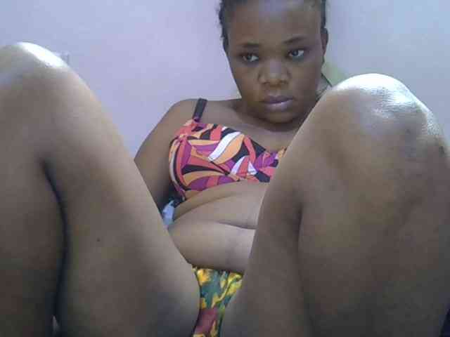 Ebonybootygirl webcam