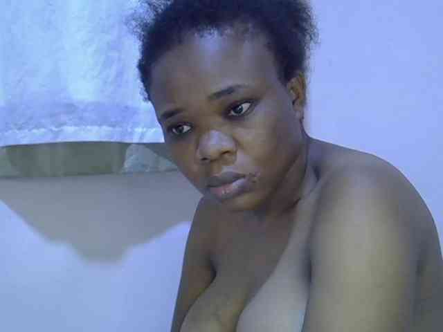 Ebonybootygirl webcam