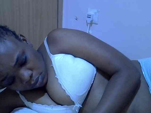 Ebonybootygirl webcam