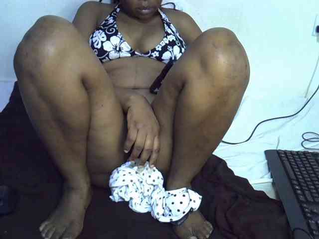 Ebonybootygirl webcam