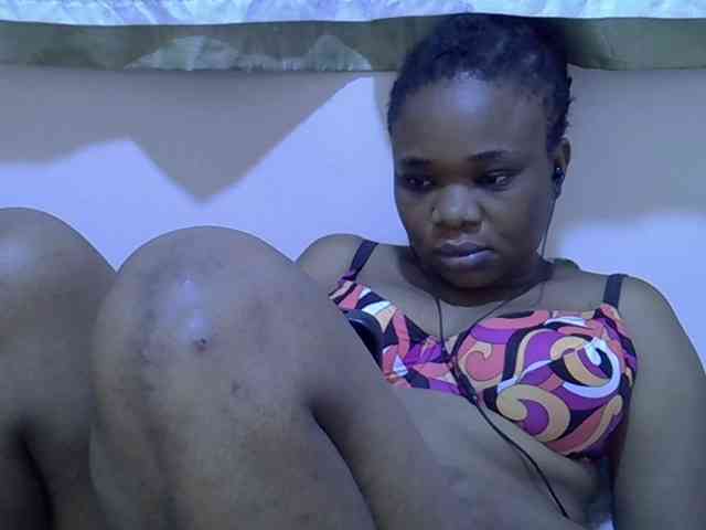 Ebonybootygirl webcam