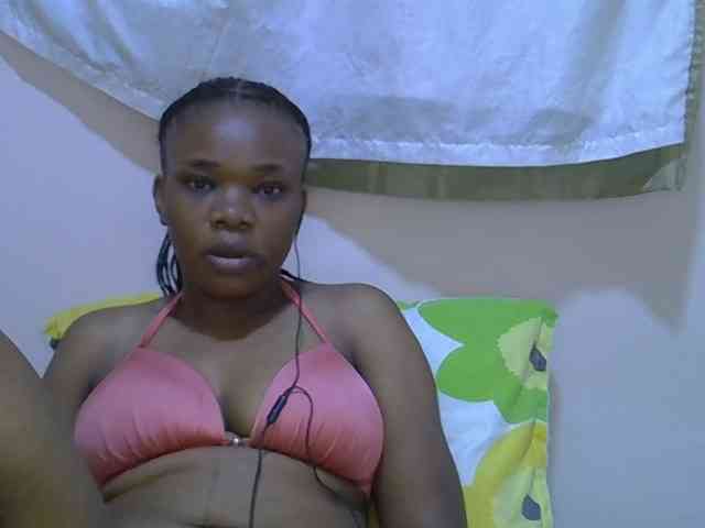 Ebonybootygirl webcam