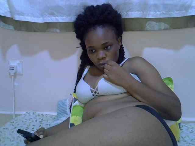 Ebonybootygirl webcam