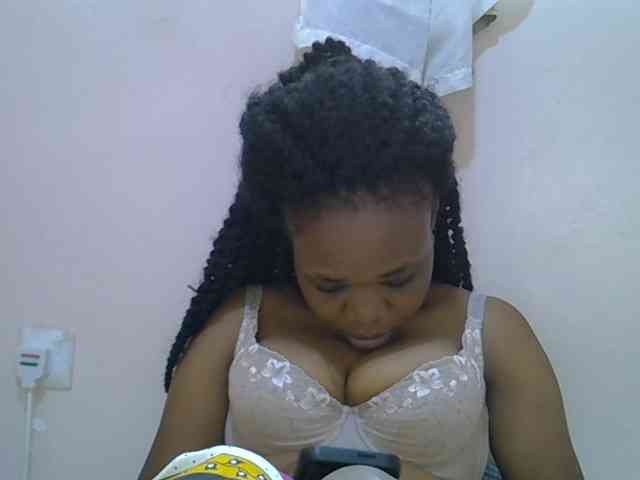 Ebonybootygirl webcam