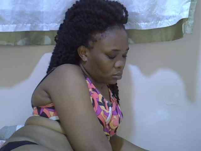 Ebonybootygirl webcam