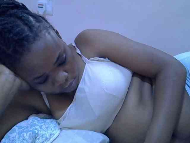 Ebonybootygirl webcam