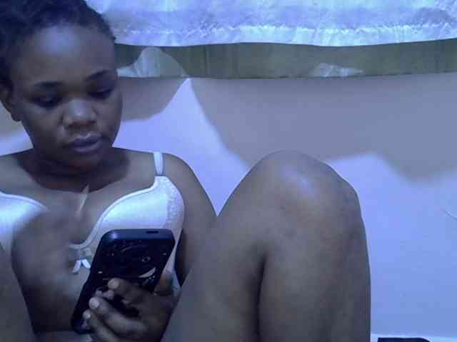 Ebonybootygirl webcam