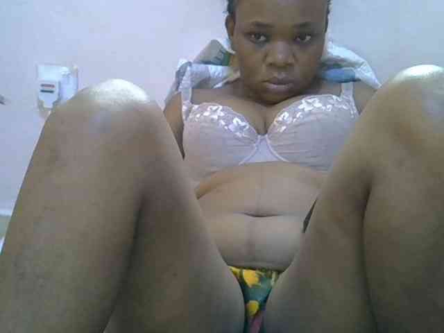 Ebonybootygirl webcam