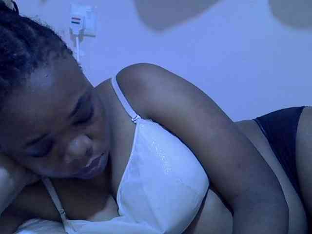 Ebonybootygirl webcam