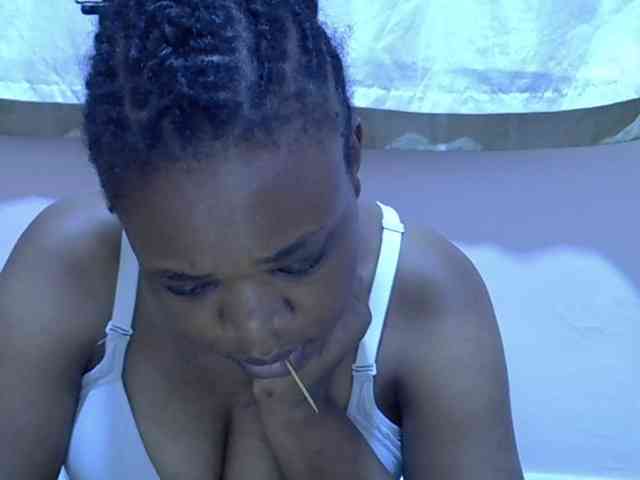 Ebonybootygirl webcam