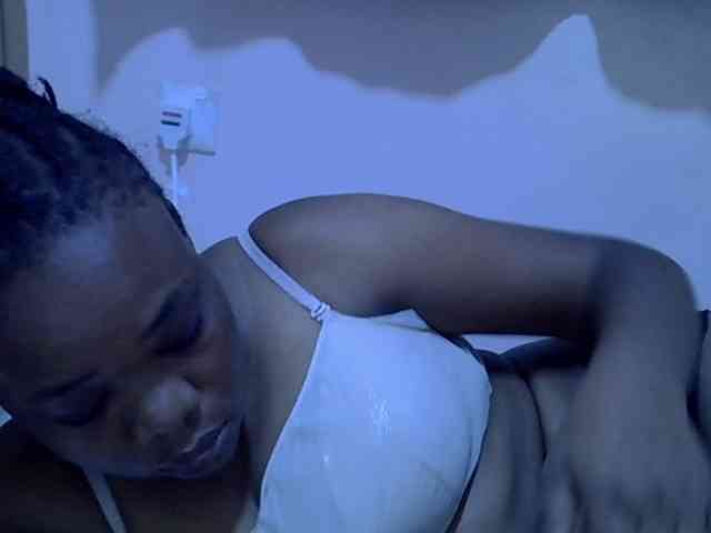 Ebonybootygirl webcam