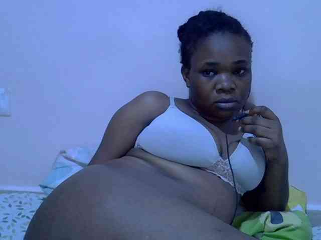 Ebonybootygirl webcam