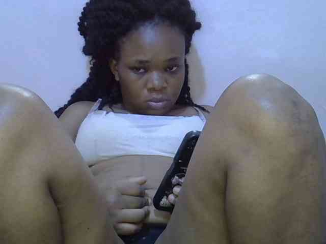 Ebonybootygirl webcam