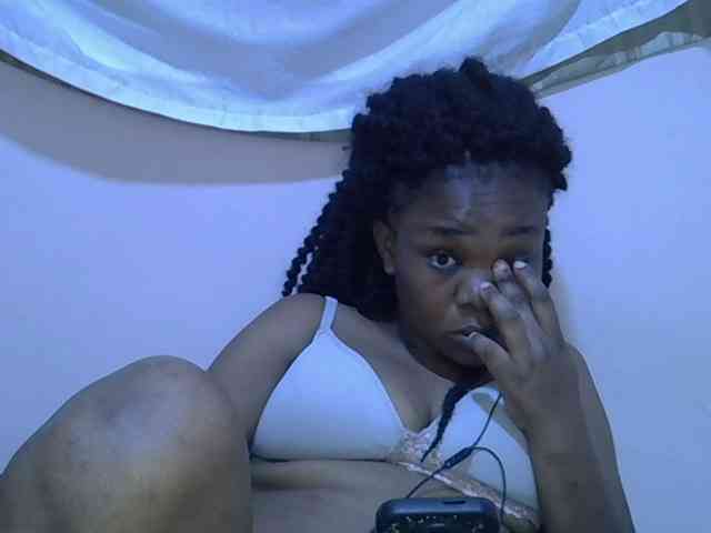Ebonybootygirl webcam