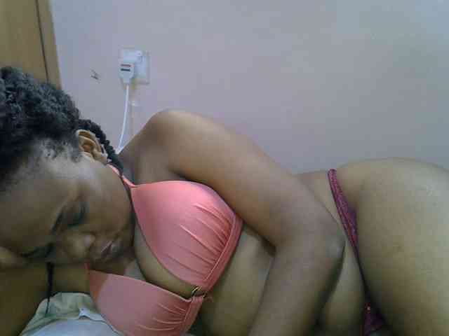 Ebonybootygirl webcam